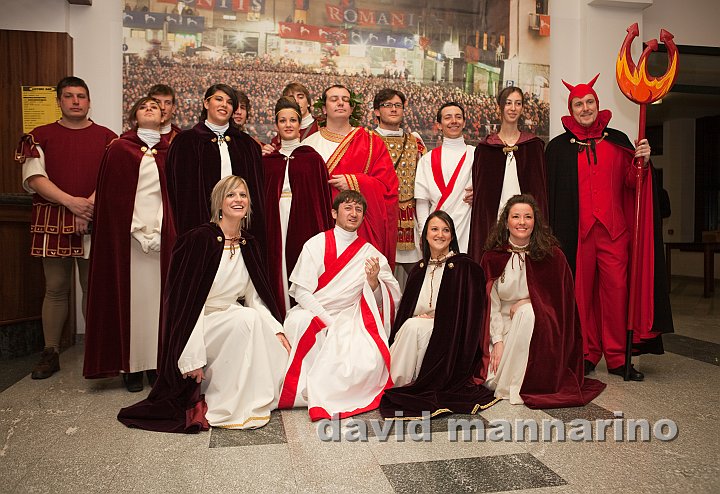 presentazione personaggi-7079.jpg